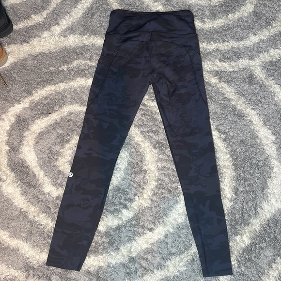 Lululemon camo leggings 4 - Picture 1 of 6
